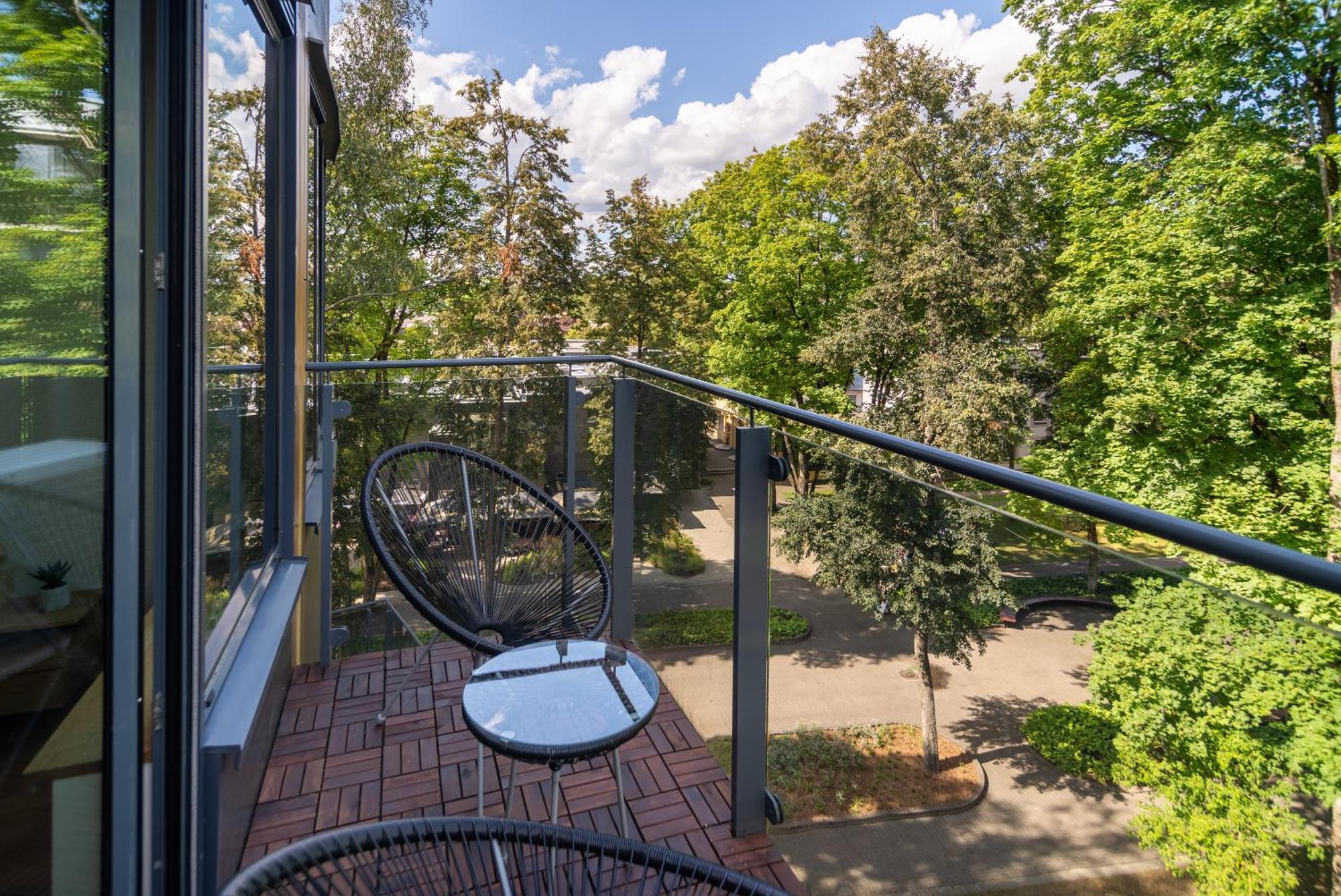 2 Bedroom Apt, 2 Garage Spots & Balconies, Self Check-In, By Cohost Druskieniki Zewnętrze zdjęcie